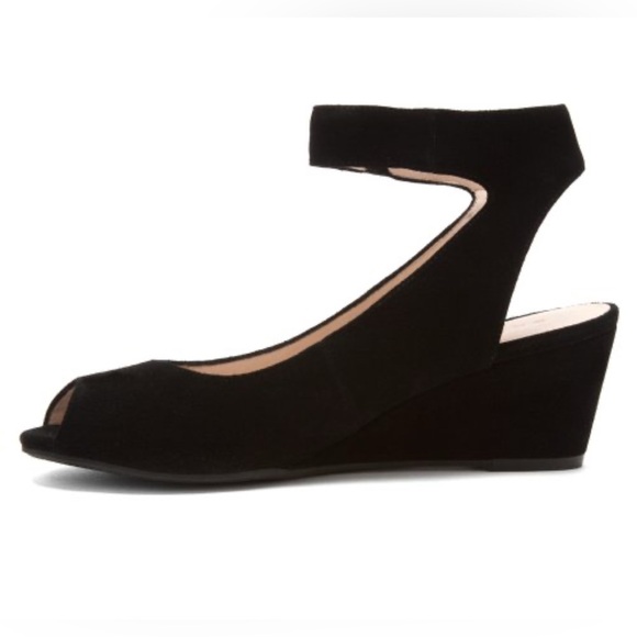 Sacha London Venice Peep Toe Wedge Sandal in Black Size 7 - Picture 2 of 10